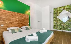 Homey Forest - Hypercentre - Proche Gare Et Tram - Wifi & Netflix